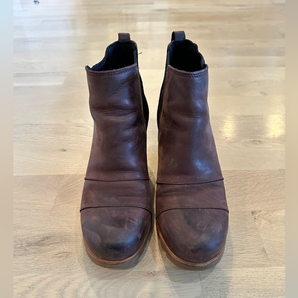 Sorel Lea Brown Wedge Boot Size 8.5 - image 2